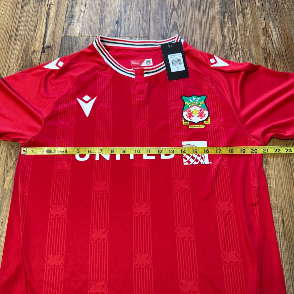 NWT Macron Wrexham AFC Jersey Men Large Red Home FUTBOL Soccer United New - Picture 12 of 13